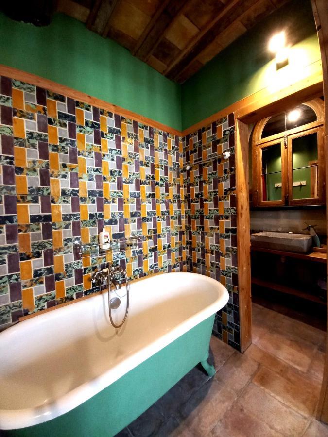 La Casa De Boulbon Hotel Екстериор снимка