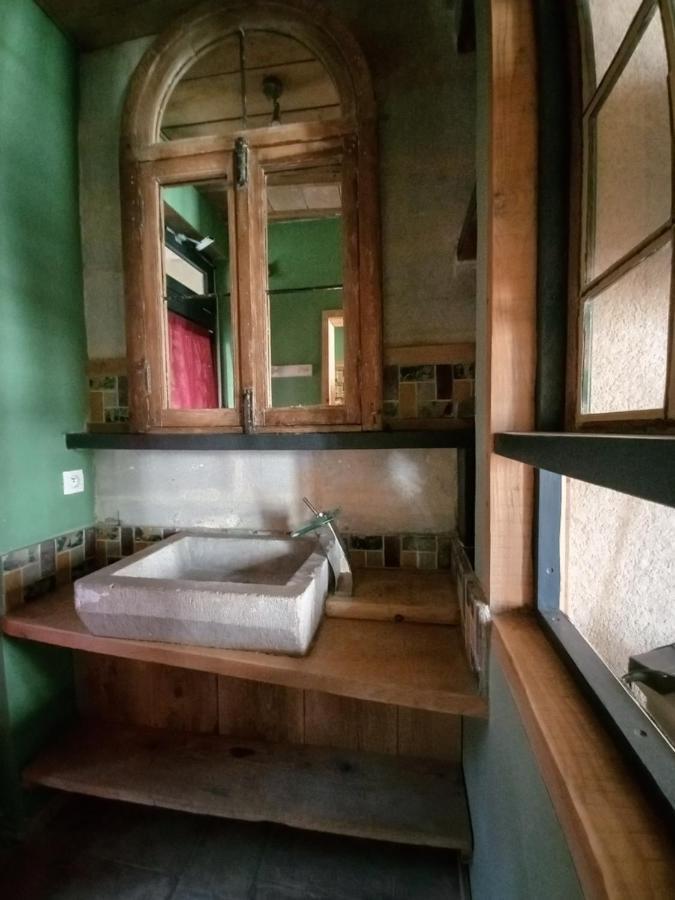 La Casa De Boulbon Hotel Екстериор снимка